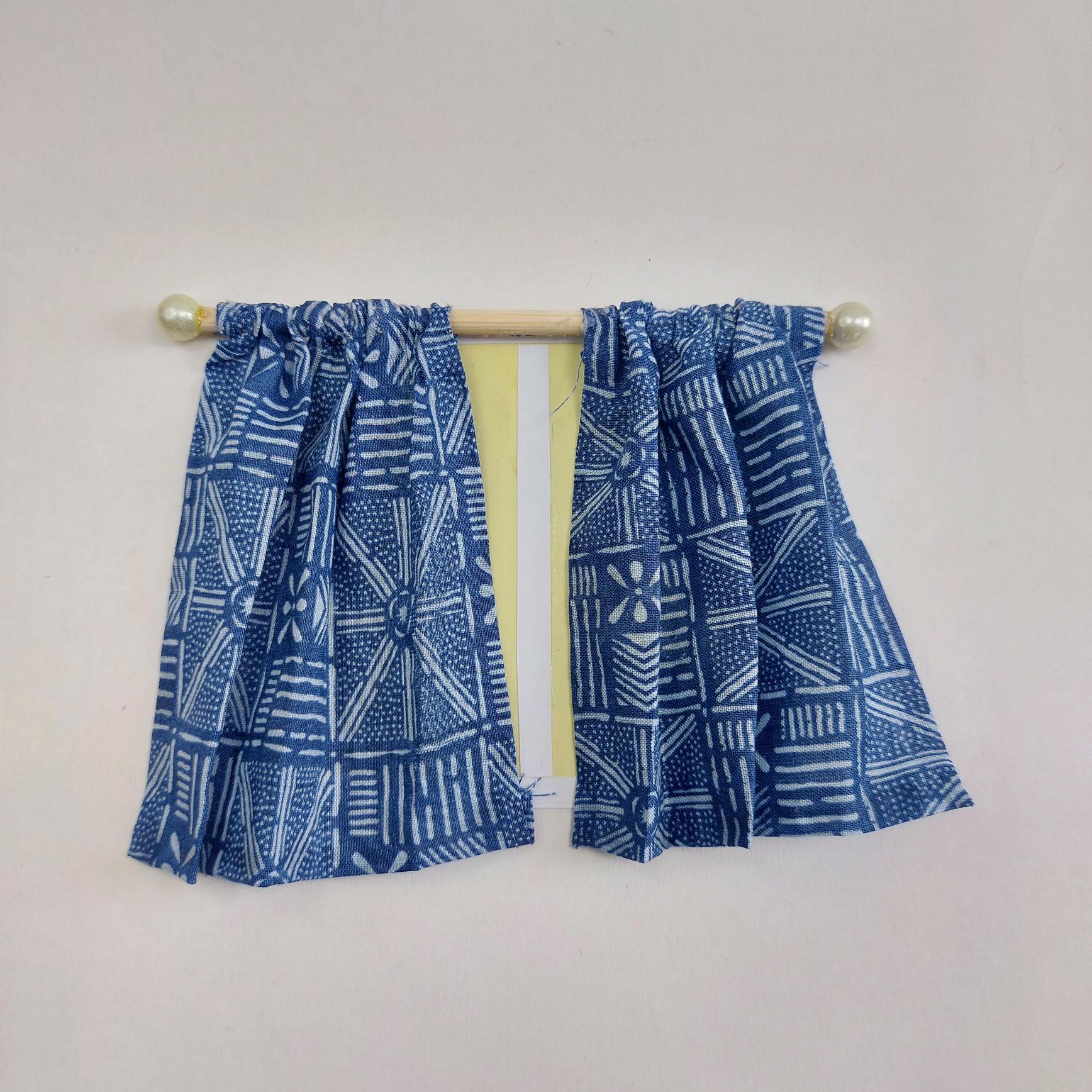 4 Ways To Create Easy DIY Dollhouse Curtains